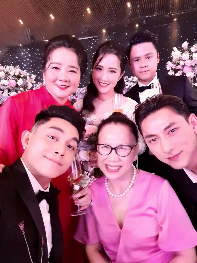 CEO Midu đãi tiệc kín trên du thuyền triệu đô giữa đám cưới trăm tỷ của tình cũ Phan Thành - 7