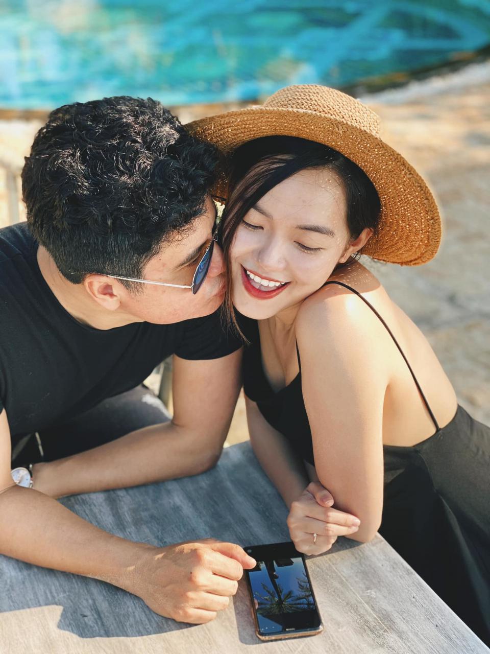 MC Khánh Vân hạnh phúc với chồng nhạc trưởng sau khi rời VTV